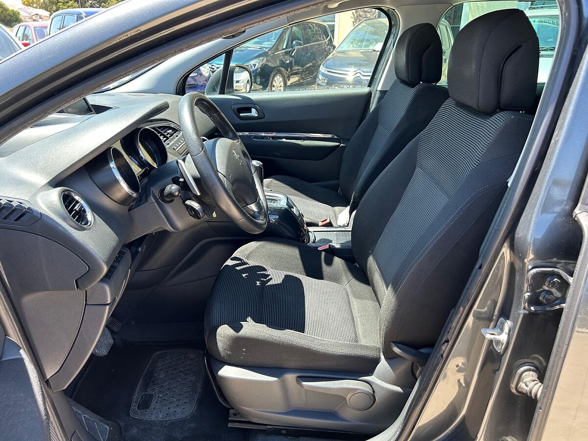 PEUGEOT 5008 SPORT PACK 1.6 E-HDI AUTO SPANISH LHD IN SPAIN 125K 5 SEATS SUPERB 2012